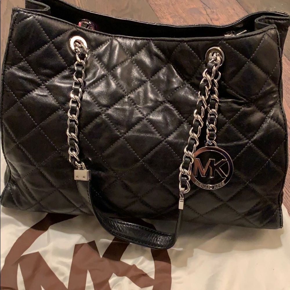 Michael Kors Bag - Picture 2 of 8